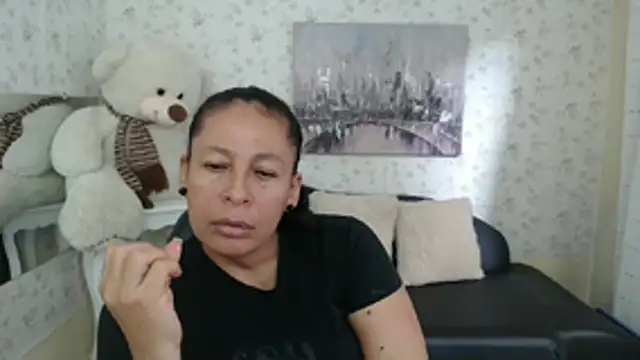 mature martina online show from 05-04-26, 08:44