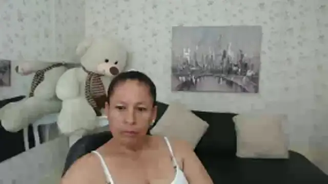 mature martina online show from 05-07-26, 07:56