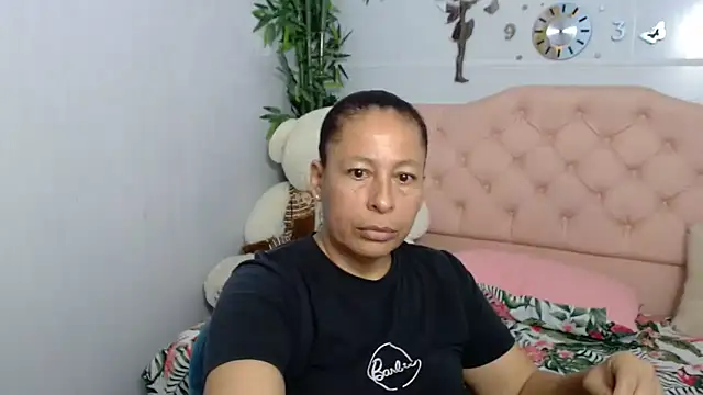 mature martina online show from 09-24-25, 10:27