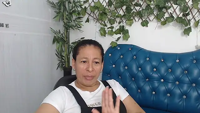 mature martina online show from 02-07-26, 07:44