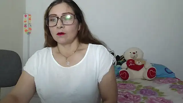Snapshot of ruby-milf1 chatting on 02-18-25, 07:52 ruby-milf1 online show from 02-18-25, 07:52