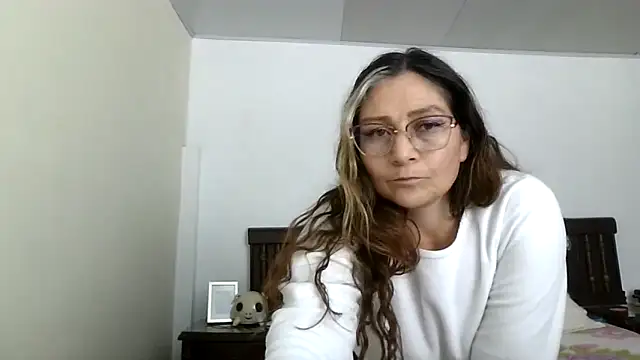 Snapshot of ruby-milf1 chatting on 09-08-25, 11:37 ruby-milf1 online show from 09-08-25, 11:37