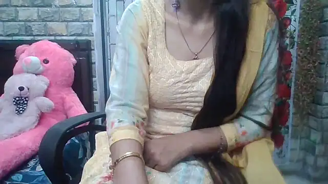 Sexy iknoor online show from 04-30-26, 06:09