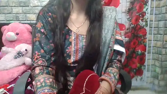 Sexy iknoor online show from 02-19-26, 05:15