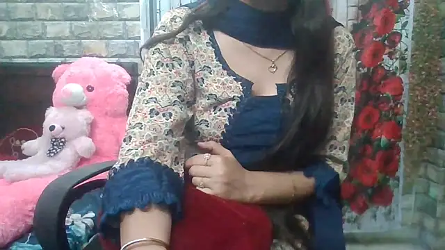 Sexy iknoor online show from 04-22-26, 05:58