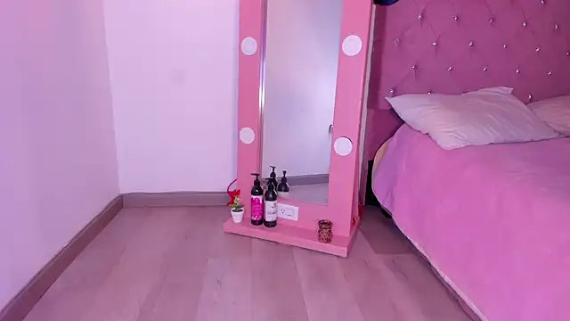 isa red hair online show from 02-08-25, 05:08