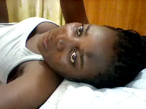 Snapshot of Alessandrajenna chatting on 03-12-25, 12:36 Alessandrajenna online show from 03-12-25, 12:36