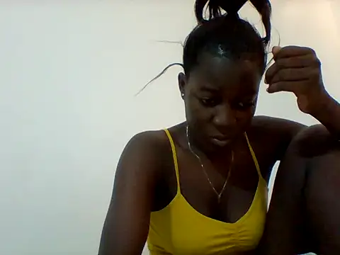 Snapshot of Alessandrajenna chatting on 02-15-26, 11:31 Alessandrajenna online show from 02-15-26, 11:31