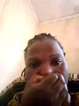 Snapshot of pretty-donna chatting on 03-19-26, 12:16 pretty-donna online show from 03-19-26, 12:16