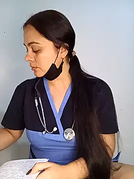 Snapshot of MEGAN_X0XX chatting on 10-15-25, 10:18 MEGAN X0XX online show from 10-15-25, 10:18