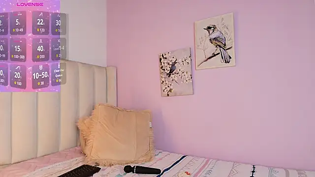Snapshot of Mhia_palmer chatting on 05-14-26, 04:53 Mhia palmer online show from 05-14-26, 04:53
