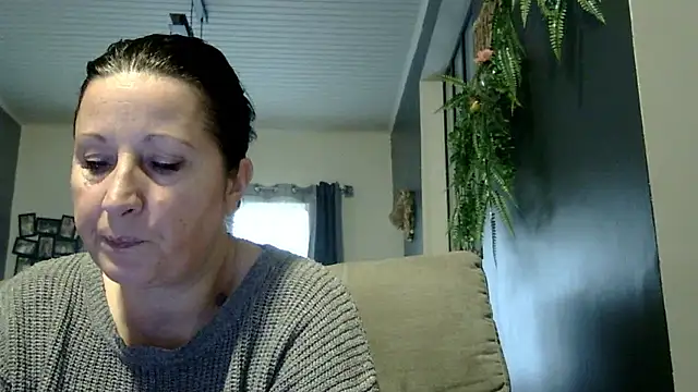 feline27 online show from 01-18-26, 12:41