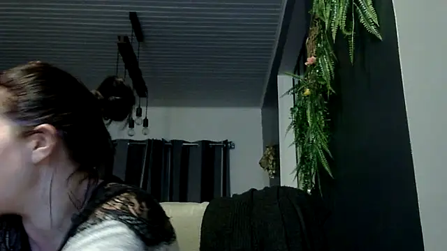 feline27 online show from 03-24-26, 09:37