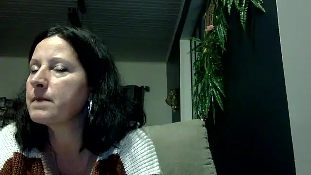 feline27 online show from 01-12-26, 04:58