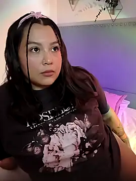 bigbooty-30 online show from 05-12-26, 11:49