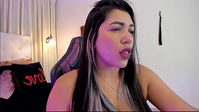 BonnieBad01 online show from 11-03-25, 02:53