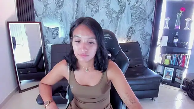Nanami 19 online show from 03-12-26, 05:50