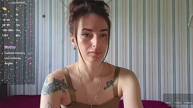 xx adrihanna xx online show from 06-17-26, 06:02