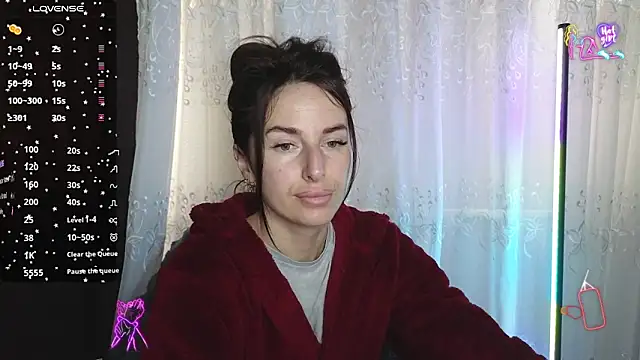 xx adrihanna xx online show from 05-10-26, 06:39