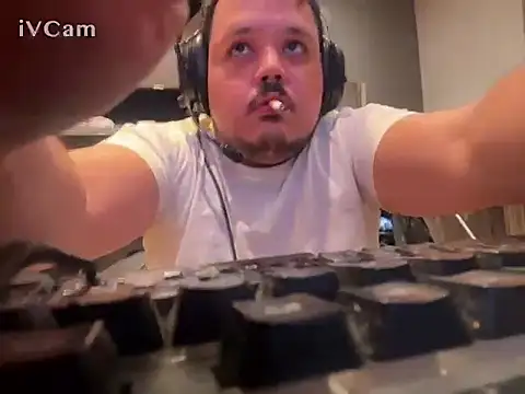 Bebemickey75 online show from 09-20-25, 08:14