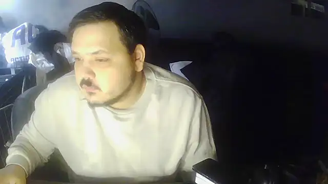 Bebemickey75 online show from 10-18-25, 12:51