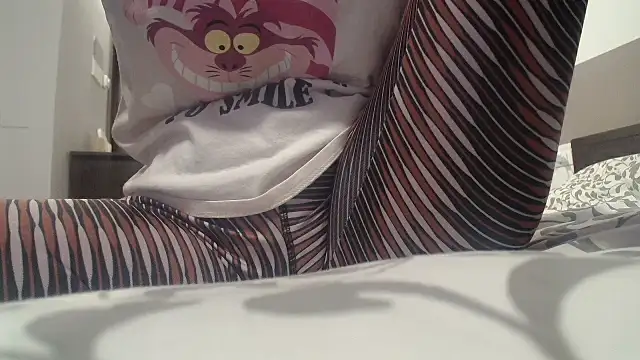 Snapshot of Web_Lady chatting on 10-07-25, 01:23 Web Lady online show from 10-07-25, 01:23