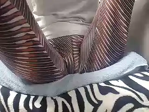 Web Lady online show from 11-20-25, 09:43