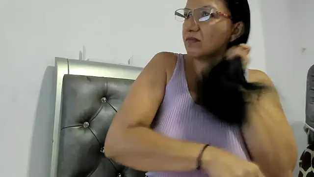 Angelblue  online show from 10-18-25, 12:07