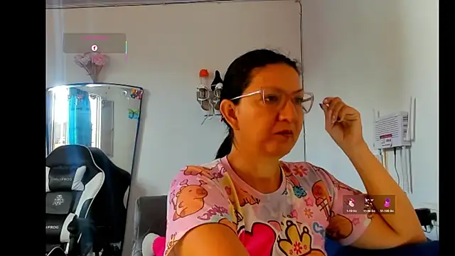 Angelblue  online show from 06-25-26, 02:22