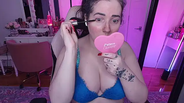 Snapshot of rachelbrooksxx chatting on 09-11-25, 05:57 rachelbrooksxx online show from 09-11-25, 05:57