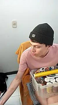 Snapshot of Norehg chatting on 03-18-25, 02:06 Norehg online show from 03-18-25, 02:06