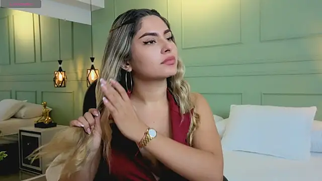 Snapshot of kataliina__ chatting on 09-09-25, 12:03 kataliina online show from 09-09-25, 12:03