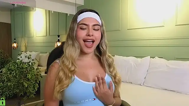 kataliina   online show from 01-13-26, 11:47