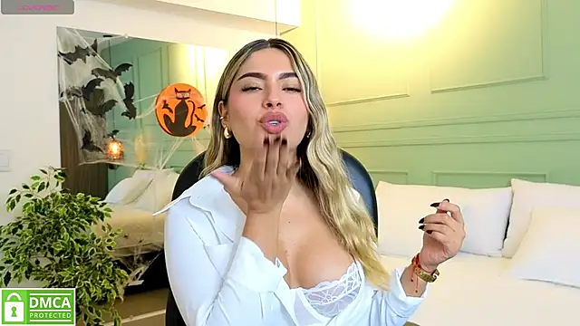 kataliina   online show from 10-27-25, 11:55