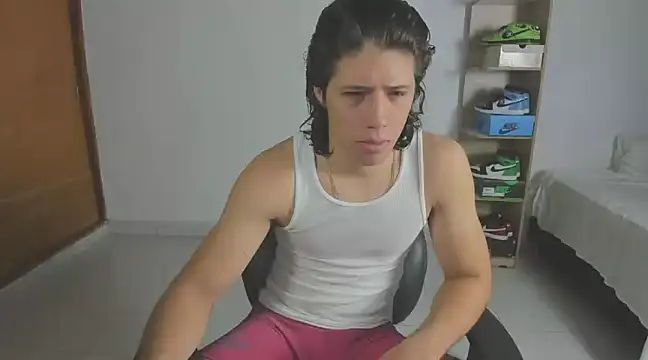 Snapshot of imtonny19 chatting on 03-07-25, 12:48 imtonny19 online show from 03-07-25, 12:48