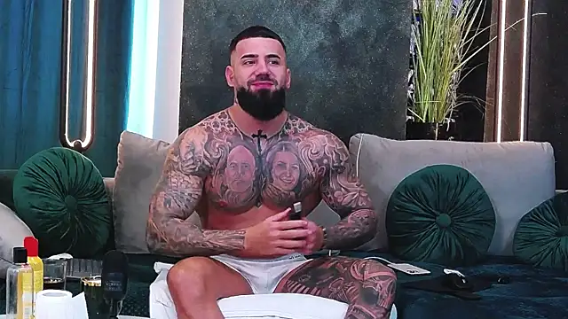 masterkingofmusclee online show from 02-04-25, 01:16