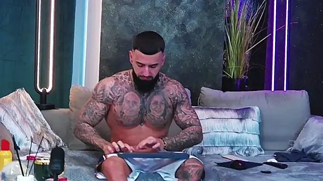 masterkingofmusclee online show from 02-12-25, 06:29