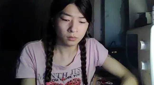 Snapshot of CarlyJoy chatting on 03-17-25, 03:07 CarlyJoy online show from 03-17-25, 03:07