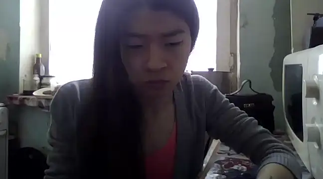 Snapshot of CarlyJoy chatting on 03-05-25, 08:32 CarlyJoy online show from 03-05-25, 08:32