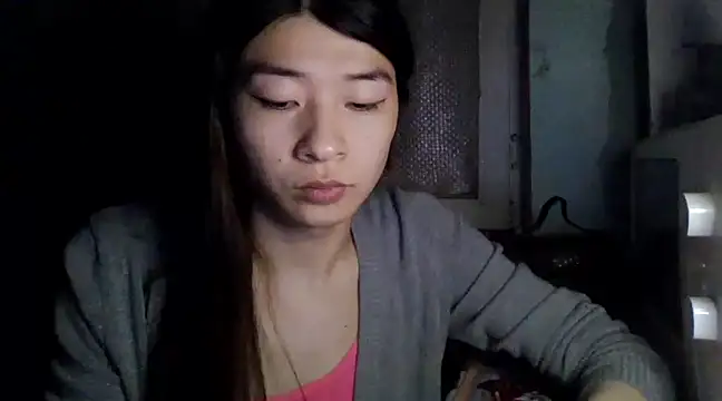 Snapshot of CarlyJoy chatting on 03-08-25, 03:02 CarlyJoy online show from 03-08-25, 03:02
