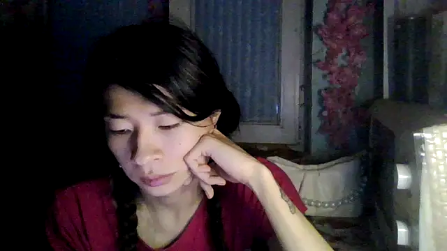 CarlyJoy online show from 10-26-25, 12:49