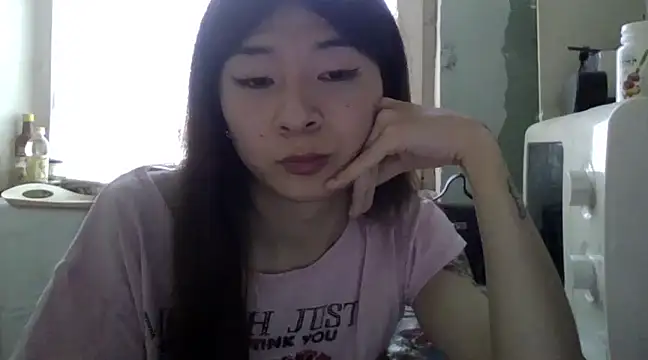 Snapshot of CarlyJoy chatting on 03-13-25, 12:24 CarlyJoy online show from 03-13-25, 12:24