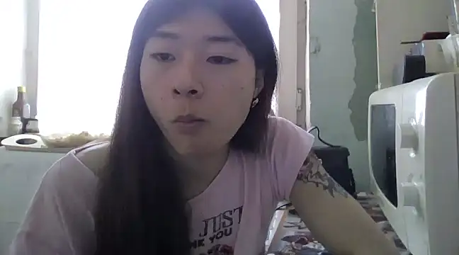 Snapshot of CarlyJoy chatting on 03-20-25, 11:38 CarlyJoy online show from 03-20-25, 11:38