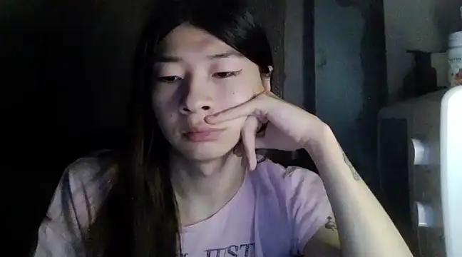 Snapshot of CarlyJoy chatting on 03-16-25, 03:17 CarlyJoy online show from 03-16-25, 03:17