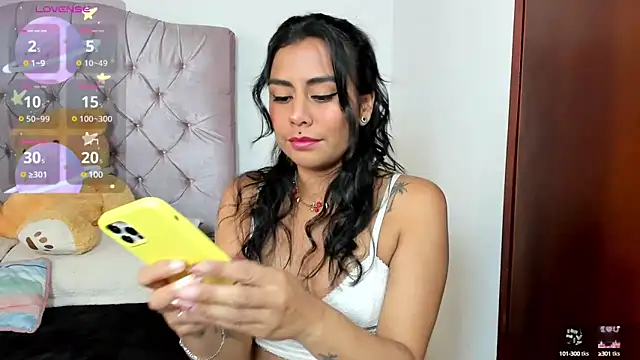 im amber online show from 03-20-25, 01:37