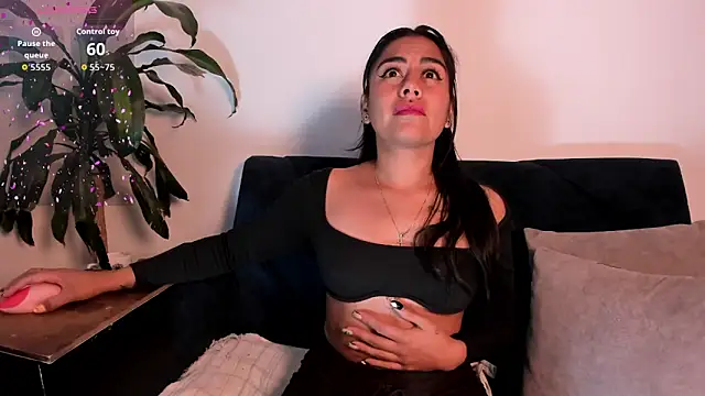 im amber online show from 10-21-25, 01:43