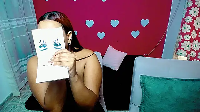 Snapshot of violeta_rous chatting on 06-01-26, 03:00 violeta rous online show from 06-01-26, 03:00