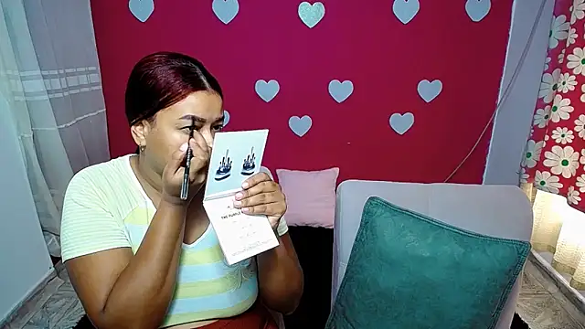 Snapshot of violeta_rous chatting on 05-01-26, 03:06 violeta rous online show from 05-01-26, 03:06