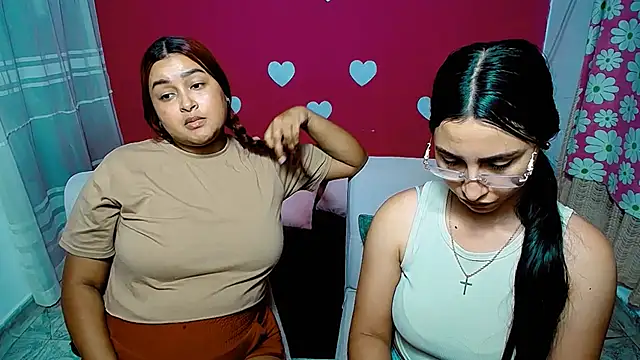 Snapshot of violeta_rous chatting on 06-03-26, 03:29 violeta rous online show from 06-03-26, 03:29