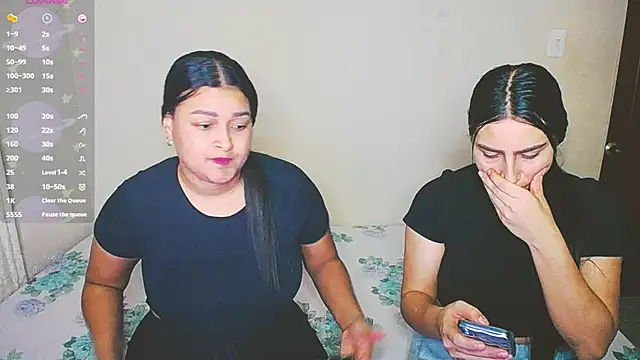 Snapshot of violeta_rous chatting on 03-19-25, 03:30 violeta rous online show from 03-19-25, 03:30